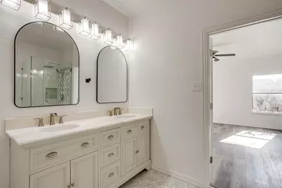 1016 Telluride Drive, Arlington, TX 76001 - Photo 17
