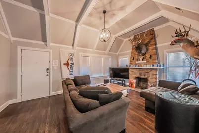 3257 Greene Avenue, Fort Worth, TX 76109 - Photo 3