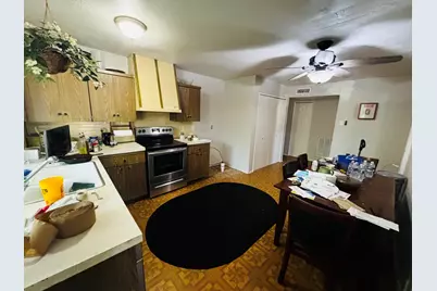 737 S Holiday Drive, Grand Prairie, TX 75052 - Photo 5