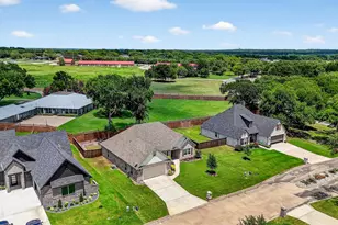 38 Lone Oak Blvd, Pottsboro, TX 75076 - Photo 3