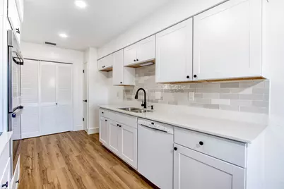 9606 Glenacre, Dallas, TX 75243 - Photo 17