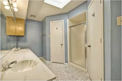 2021 Chalfont Drive, Carrollton, TX 75007 - Photo 15