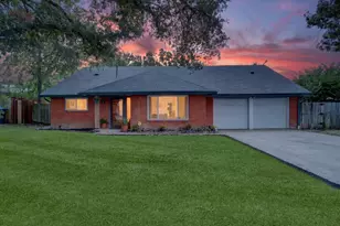 5237 Cockrell Ave, Fort Worth, TX 76133 - Photo 1