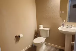 420 Misty Ln, Lewisville, TX 75067 - Photo 23