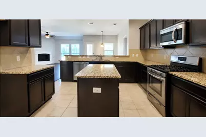 929 Lake Woodland Drive, Little Elm, TX 75068 - Photo 5