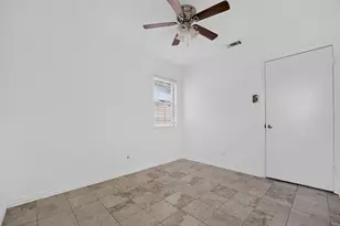 909 Rosewood Hills Dr, Garland, TX 75040 - Photo 15