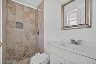 909 Rosewood Hills Dr, Garland, TX 75040 - Photo 25