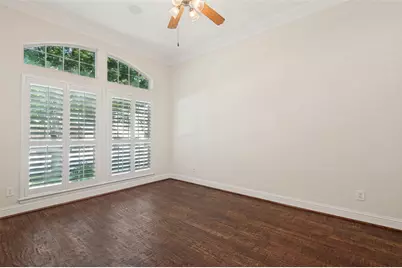 828 Spring Creek Drive, Grapevine, TX 76051 - Photo 15