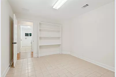 828 Spring Creek Drive, Grapevine, TX 76051 - Photo 21