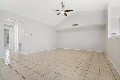 3006 Oak Ridge Place, Grand Prairie, TX 75052 - Photo 5
