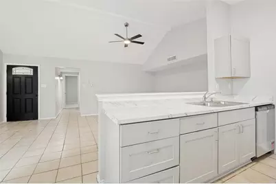 3006 Oak Ridge Place, Grand Prairie, TX 75052 - Photo 9