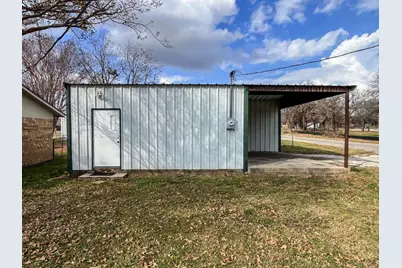206 E 3rd Street, Tolar, TX 76476 - Photo 21
