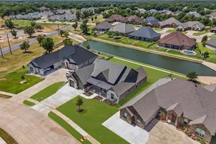 6657 Pinehurst Dr, Granbury, TX 76049 - Photo 11