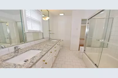 4558 Roland Avenue #D, Highland Park, TX 75219 - Photo 19