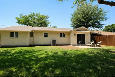1014 Bunn Drive, Irving, TX 75061 - Photo 19