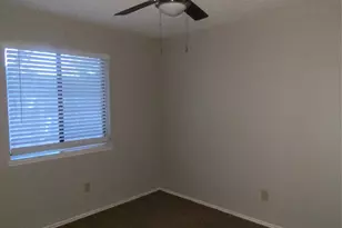 825 Springfield Dr, Cedar Hill, TX 75104 - Photo 9