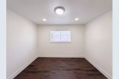 3111 Windsor Road, Carrollton, TX 75007 - Photo 11