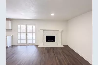3111 Windsor Road, Carrollton, TX 75007 - Photo 3