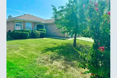 1308 Wenatchee Drive, Krum, TX 76249 - Photo 3
