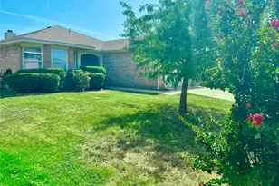 1308 Wenatchee Dr, Krum, TX 76249 - Photo 3