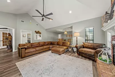 9605 Oak Springs Drive, Woodway, TX 76712 - Photo 3