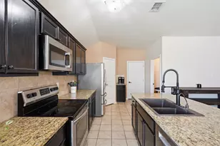 1124 Autumnwood Dr, Azle, TX 76020 - Photo 21