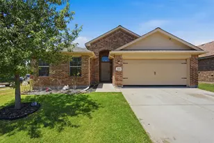 1124 Autumnwood Dr, Azle, TX 76020 - Photo 1