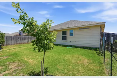 1124 Autumnwood Drive, Azle, TX 76020 - Photo 29