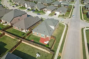 11112 Summer Rain Blvd, Aubrey, TX 76227 - Photo 39