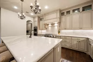 7947 Chartwell Ln, Fort Worth, TX 76120 - Photo 17