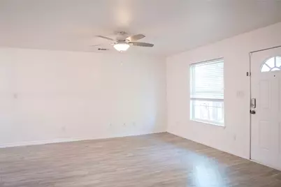 300 S Cottonbelt Avenue #3A, Wylie, TX 75098 - Photo 3