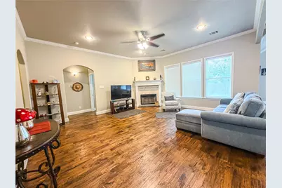 402 N Trinity Street, Decatur, TX 76234 - Photo 5