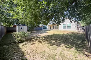402 N Trinity St, Decatur, TX 76234 - Photo 13