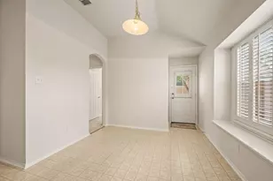 12113 Thicket Bend Dr, Fort Worth, TX 76244 - Photo 11