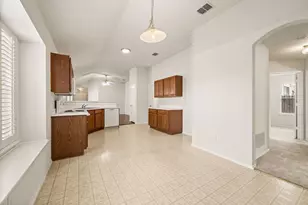 12113 Thicket Bend Dr, Fort Worth, TX 76244 - Photo 15