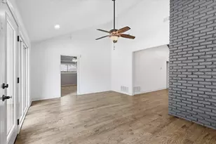 1100 Yorkshire Dr, Carrollton, TX 75007 - Photo 11
