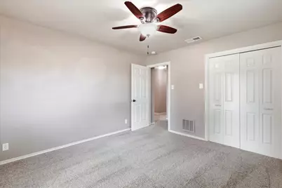 1100 Yorkshire Drive, Carrollton, TX 75007 - Photo 25