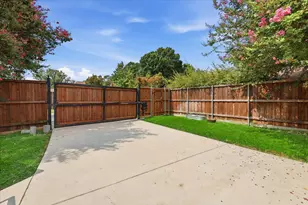 1100 Yorkshire Dr, Carrollton, TX 75007 - Photo 35