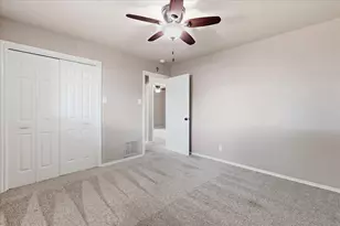 1100 Yorkshire Dr, Carrollton, TX 75007 - Photo 27
