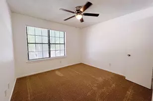 616 Valley Spring Dr, Arlington, TX 76018 - Photo 25
