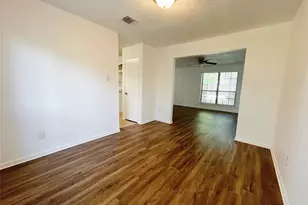 616 Valley Spring Dr, Arlington, TX 76018 - Photo 7