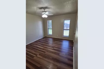 1014 Harbor Lakes Drive, Granbury, TX 76048 - Photo 11