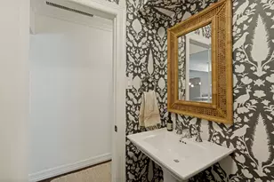 7018 Stefani Dr, Dallas, TX 75225 - Photo 17