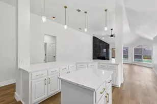305 Droinwich Cir, Allen, TX 75002 - Photo 11