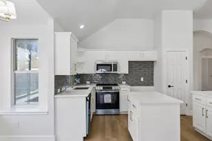 305 Droinwich Cir, Allen, TX 75002 - Photo 9