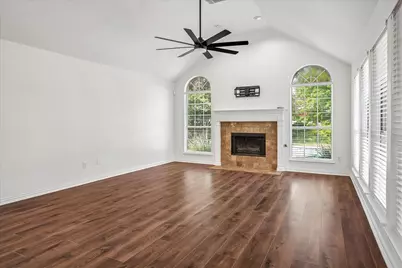 8136 Mount Shasta Circle, Fort Worth, TX 76137 - Photo 11
