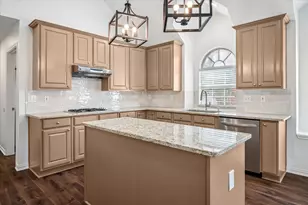 8136 Mt Shasta Cir, Fort Worth, TX 76137 - Photo 15