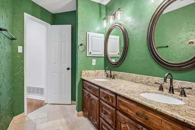 8136 Mount Shasta Circle, Fort Worth, TX 76137 - Photo 29