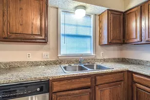 509 S Hastings St, Irving, TX 75060 - Photo 17