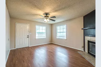 509 S Hastings Street, Irving, TX 75060 - Photo 9